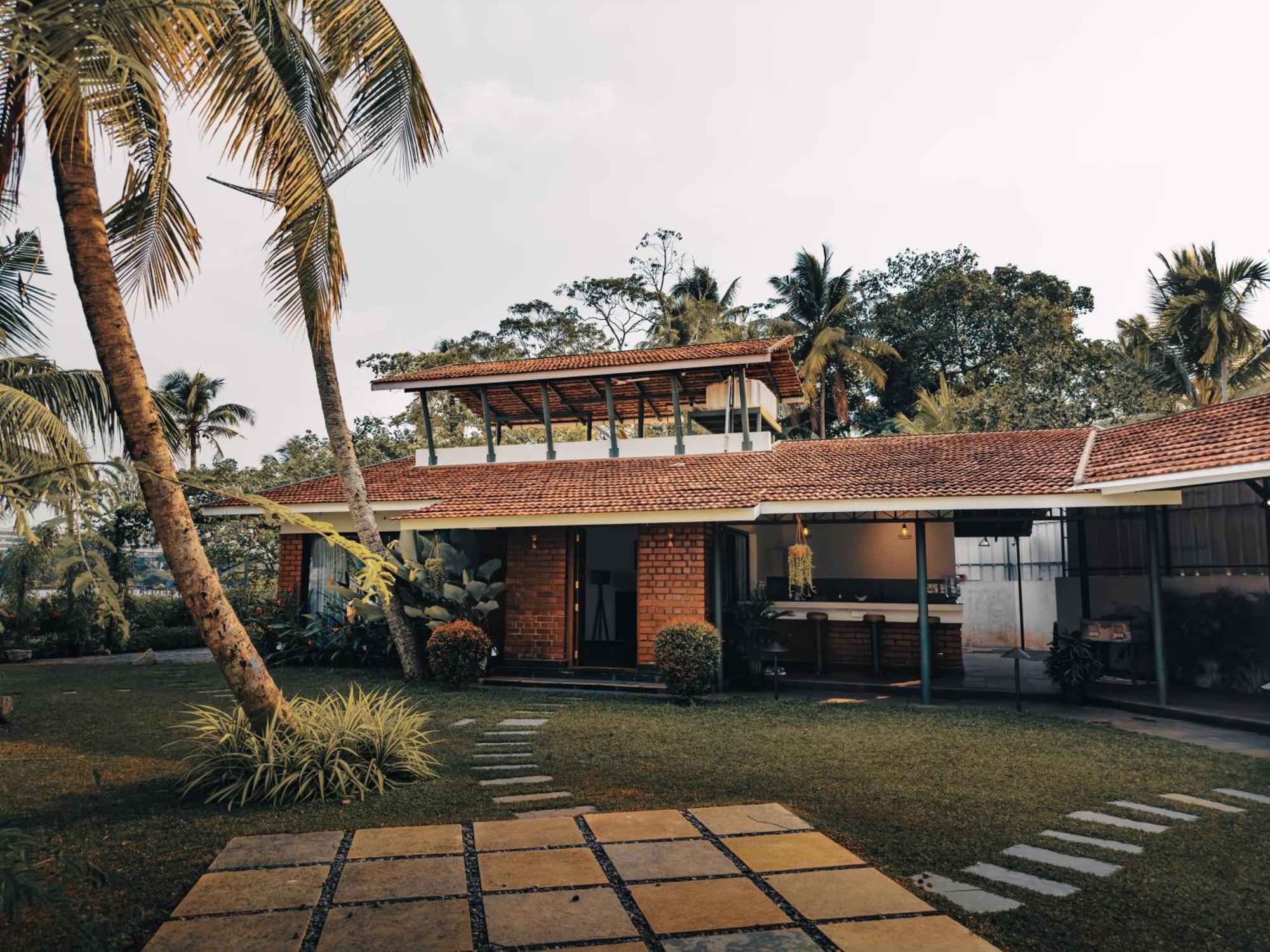 Bamboonest Riverside Villa Kochi Exterior foto